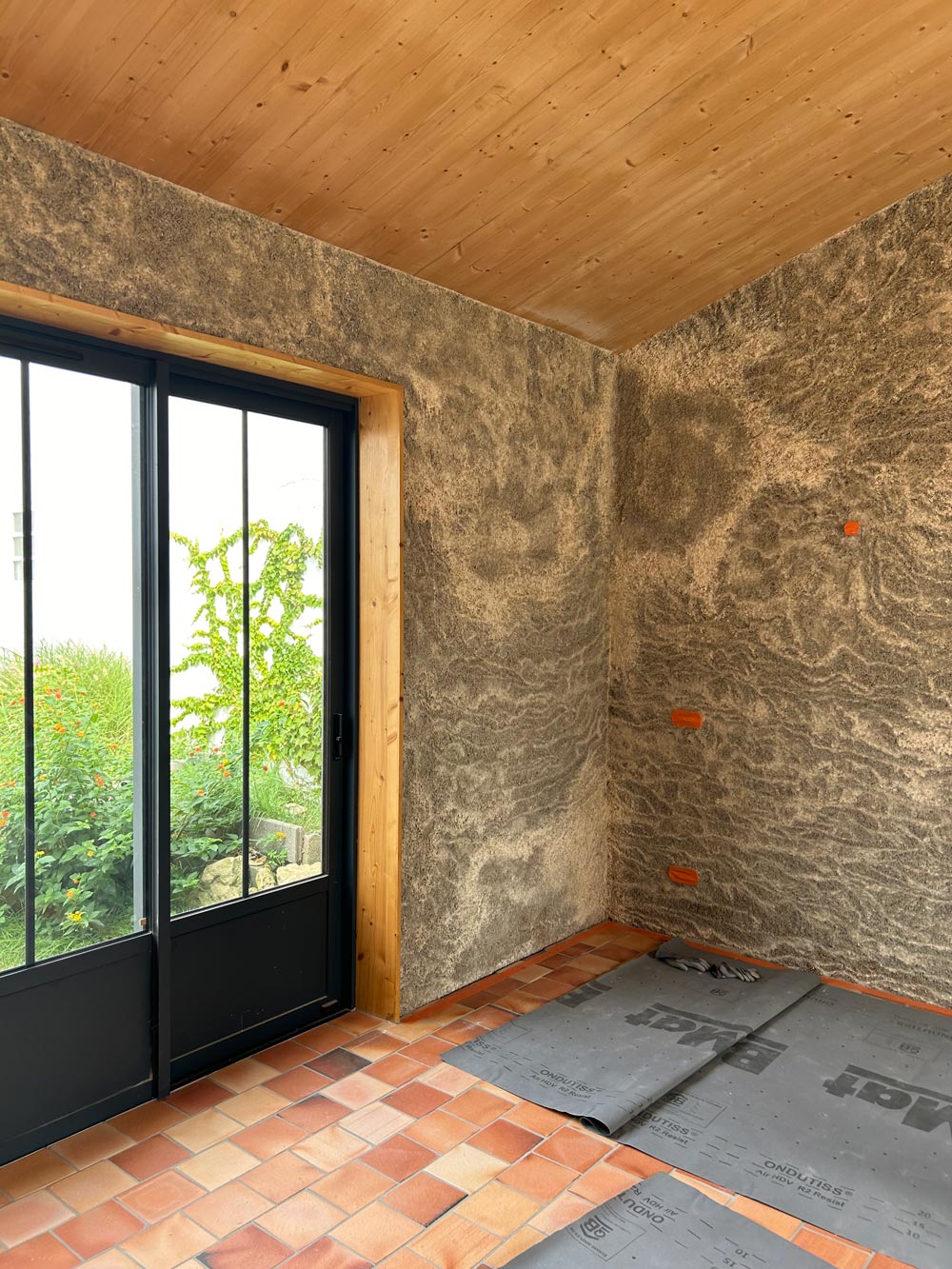 amenagement-atelier-interieur-avant